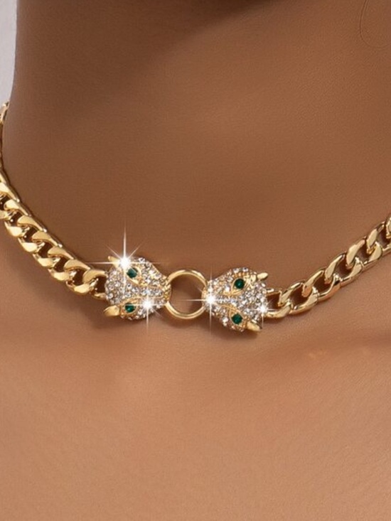 Jewelry - Gold Chain Choker Necklace with Pave Crystal Panther Heads adjustable nwt